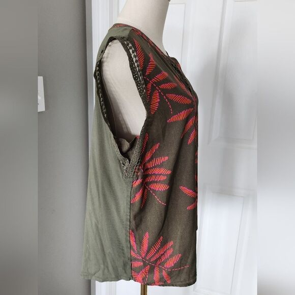 NWOTโa new day brand sleeveless top - Size Medium - Picture 3 of 8